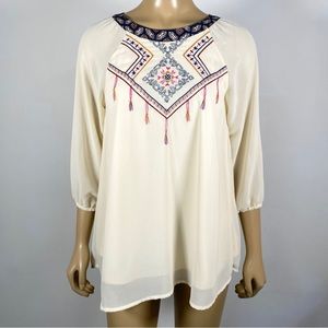 Flying Tomato Girl’s Size Large (9-10) Embroidered Top